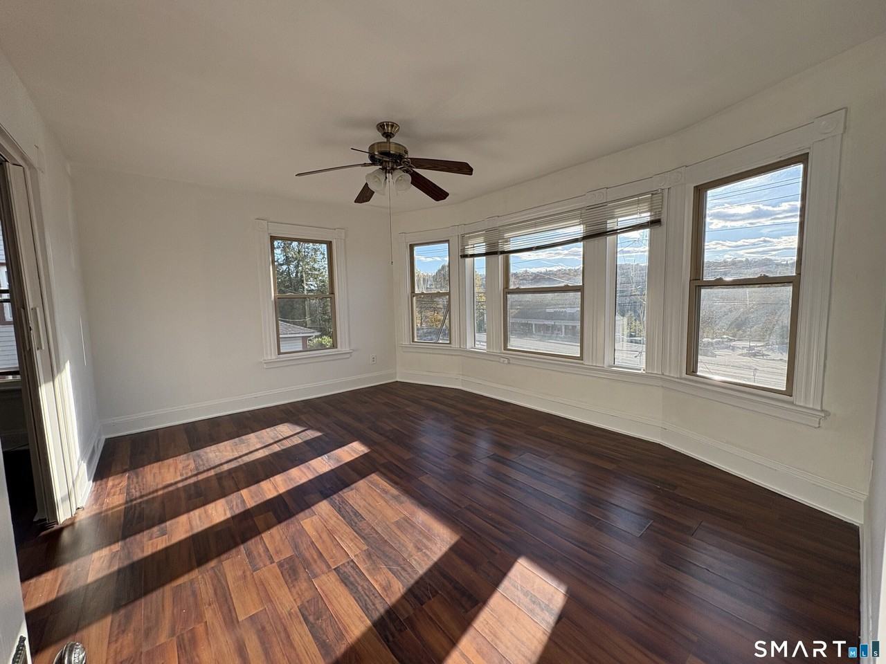 118 New Haven Ave #2 - Photo 5 of 11