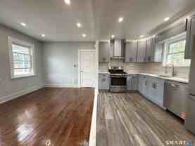 32 Hadley St - Photo 1 of 1