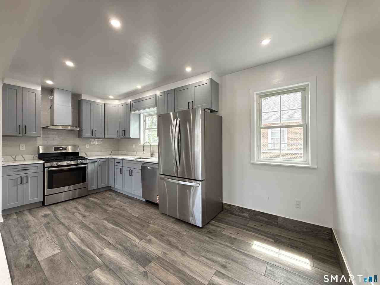 32 Hadley St - Photo 5 of 19