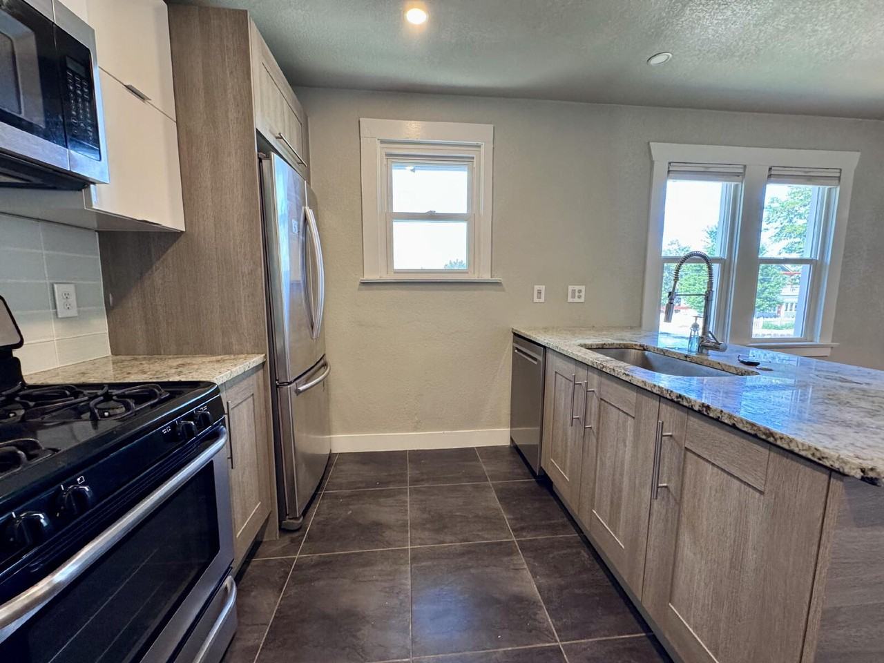 5195 N Raleigh St - Photo 7 of 30