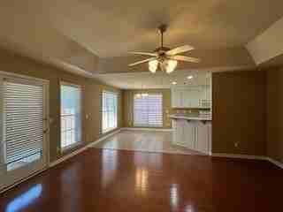 118 Lawrenceburg Ct - Photo 4 of 26