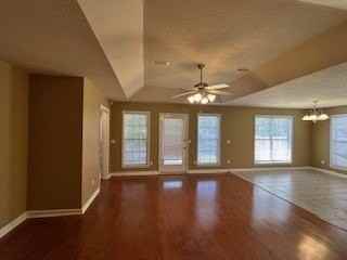 118 Lawrenceburg Ct - Photo 5 of 26