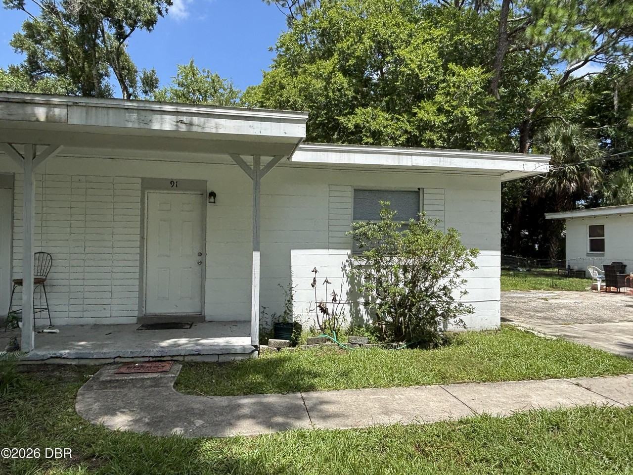 91 Ford St - Photo 2 of 17