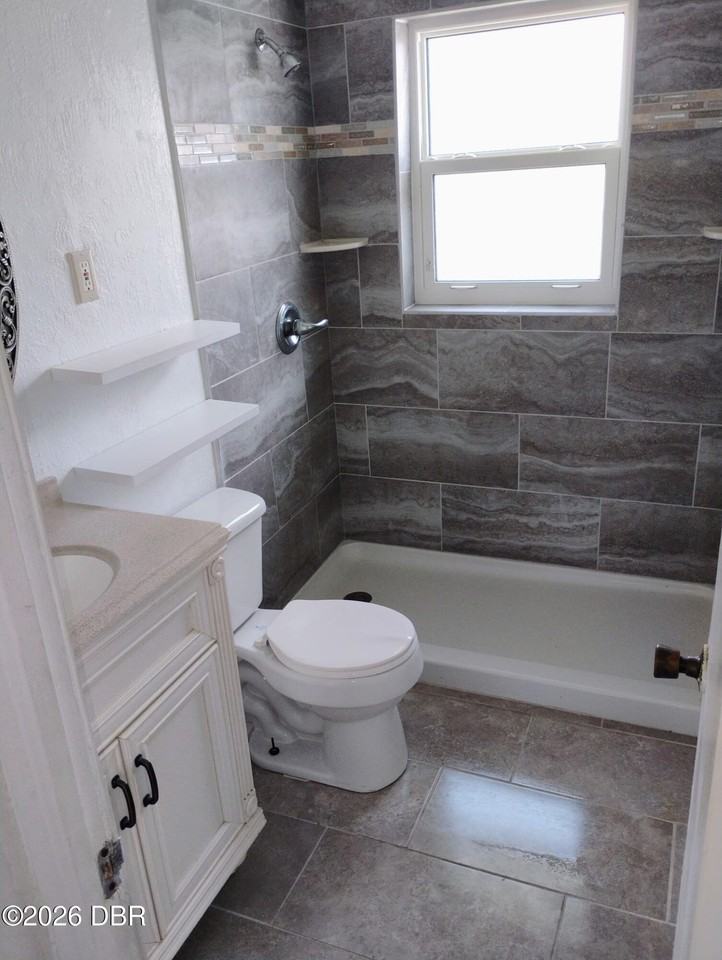 11 Ocean Breeze Cir - Photo 5 of 19