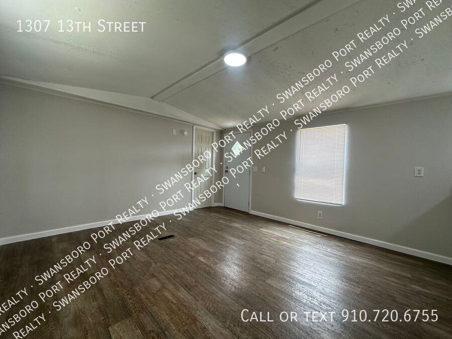 1307 13th Street - Photo 5 of 12