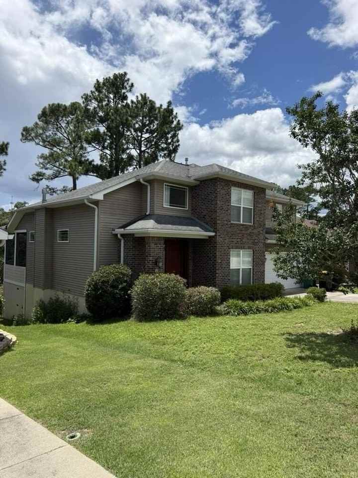 231 Gracie Ln - Photo 2 of 31