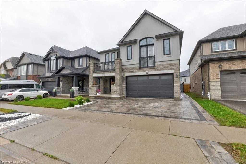 18 Greyhawk St Bsmt #Bsmt - Photo 3 of 17