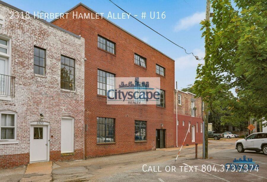 2318 Herbert Hamlet Aly #U16