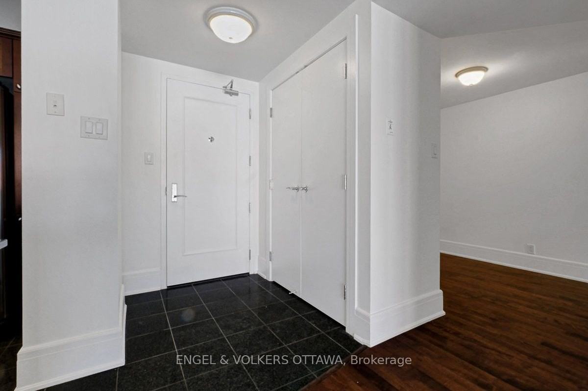700 Apartment Building - Photo 4 of 48