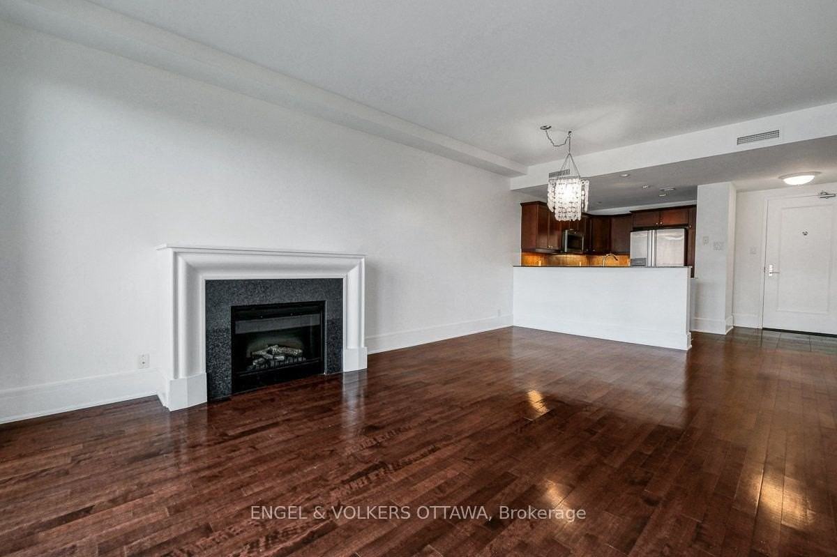 700 Apartment Building - Photo 7 of 48