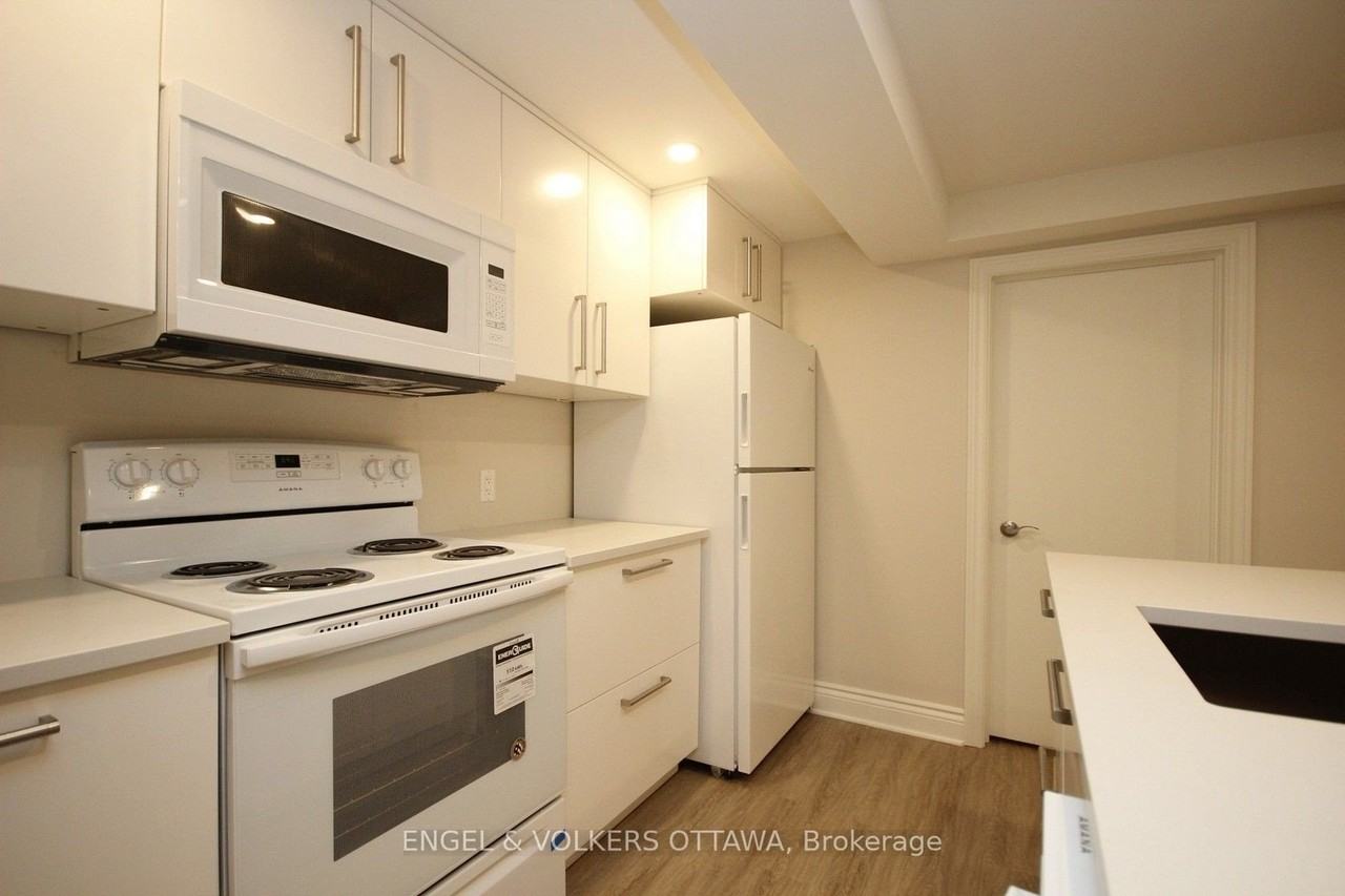 2073 Alton St - Photo 4 of 21