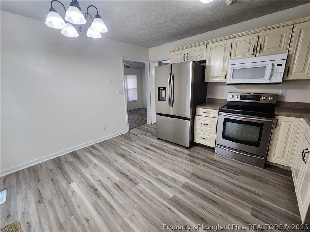 5521 Deep Hollow Ct - Photo 3 of 23