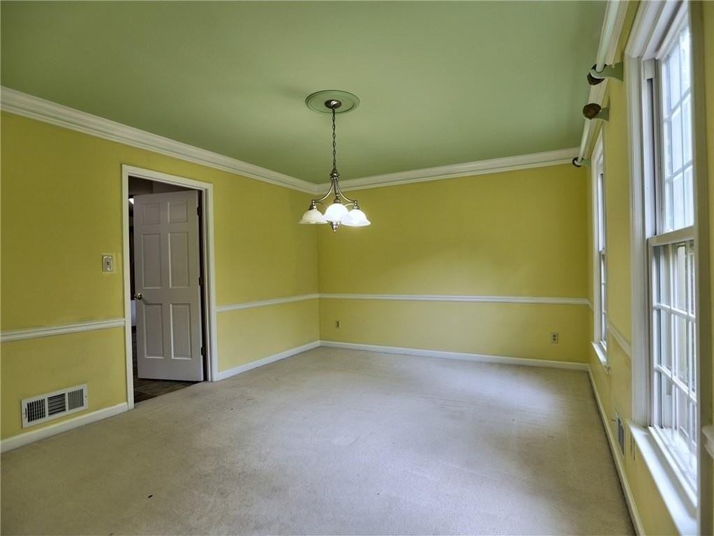 2101 Mark Hall Ct - Photo 7 of 39