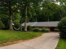 featured image of 505 Forest Hills Dr