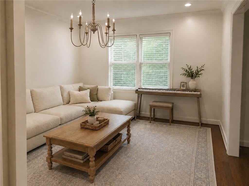 505 Forest Hills Dr - Photo 4 of 20