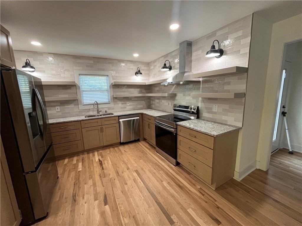1511 Belmont Ave Sw - Photo 2 of 21