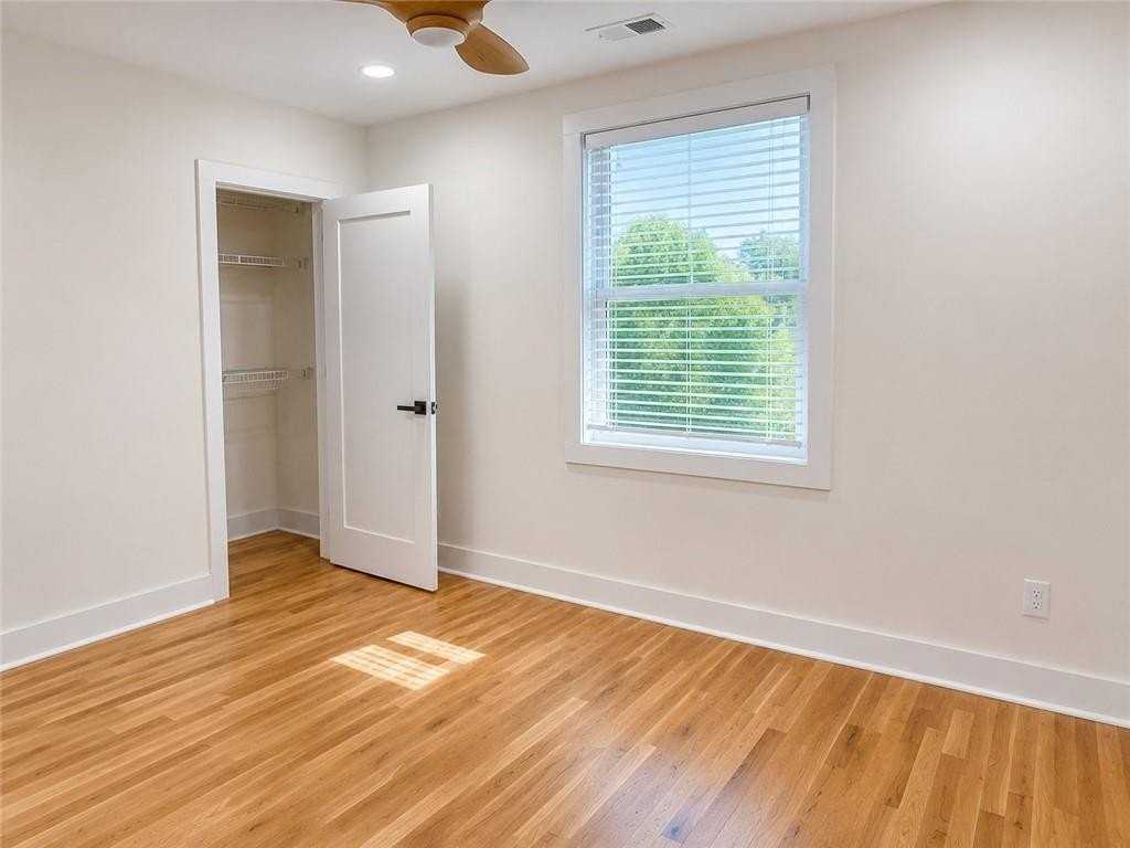 1511 Belmont Ave Sw - Photo 7 of 21