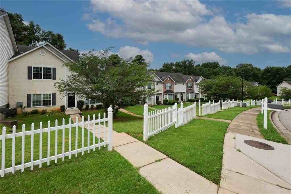 7705 Commerce Ct - Photo 2 of 31