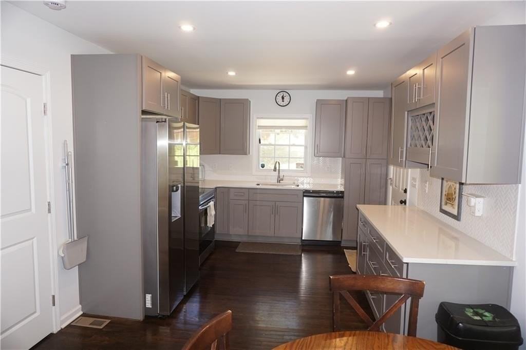 2163 Lilac Ln - Photo 7 of 26
