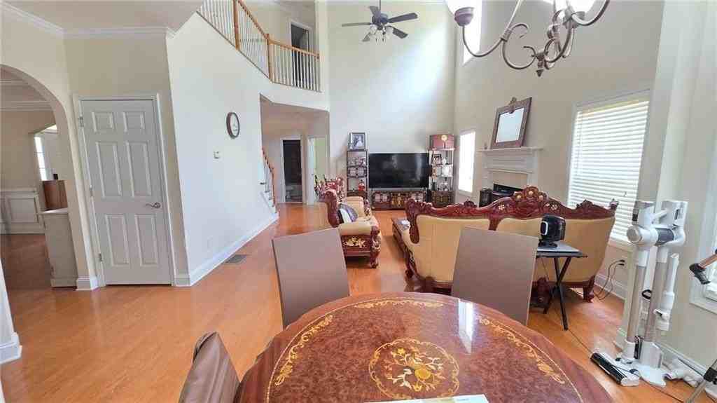4060 Suwanee Bend Dr - Photo 6 of 29