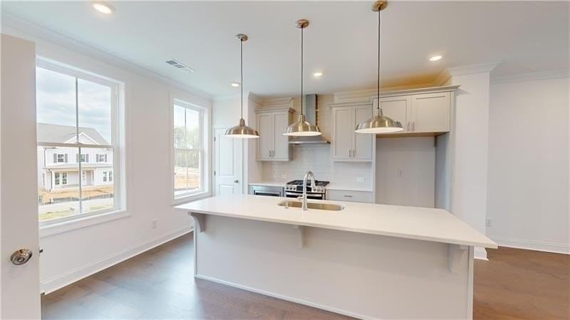141 Basil St - Photo 5 of 35