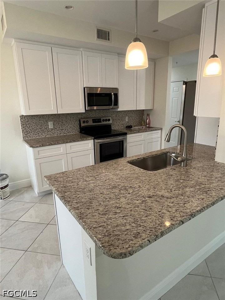 18247 Creekside Preserve Loop #102 - Photo 6 of 15