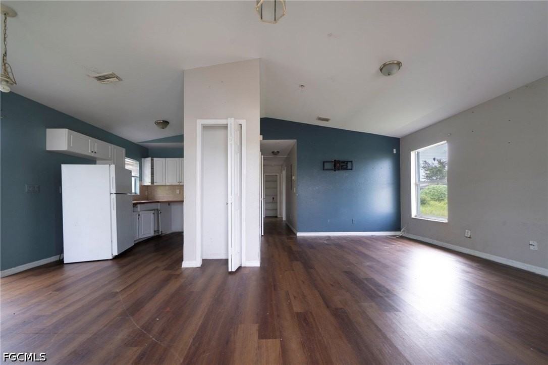 5520 5th Ave - Photo 3 of 8