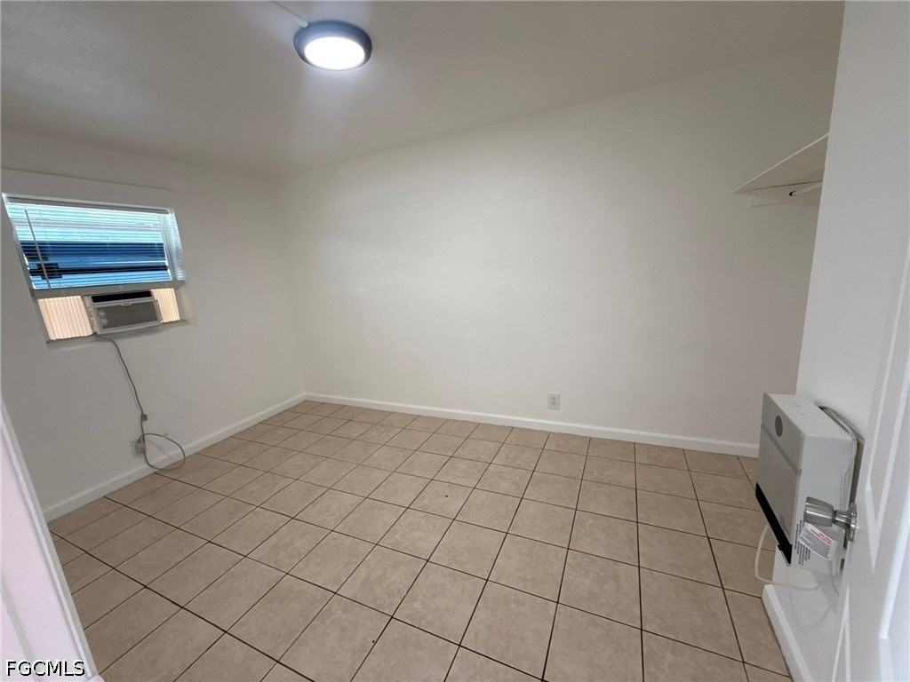 3049 2nd St #2 - Photo 4 of 9
