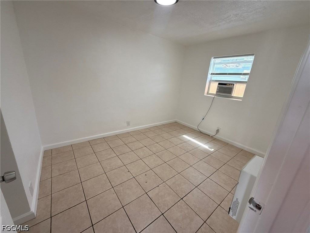 3049 2nd St #2 - Photo 6 of 9