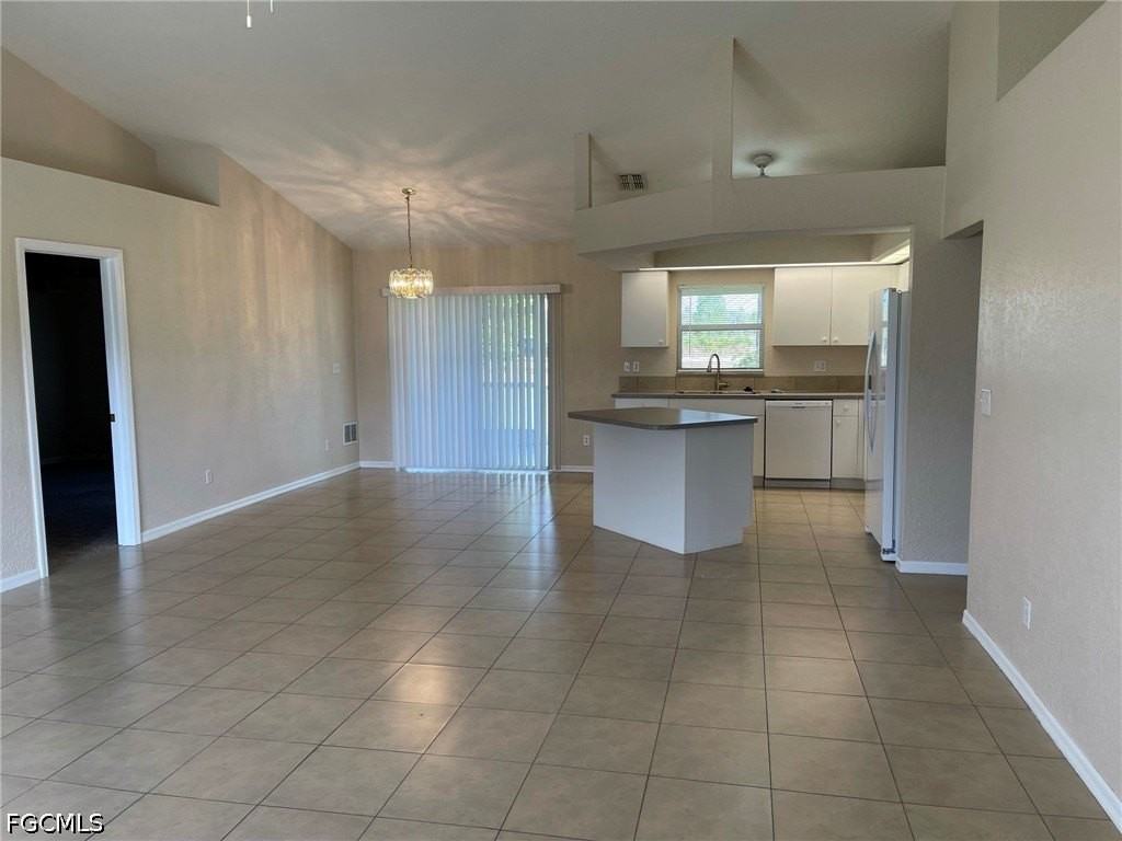1835 Nw 31st Ter - Photo 3 of 23