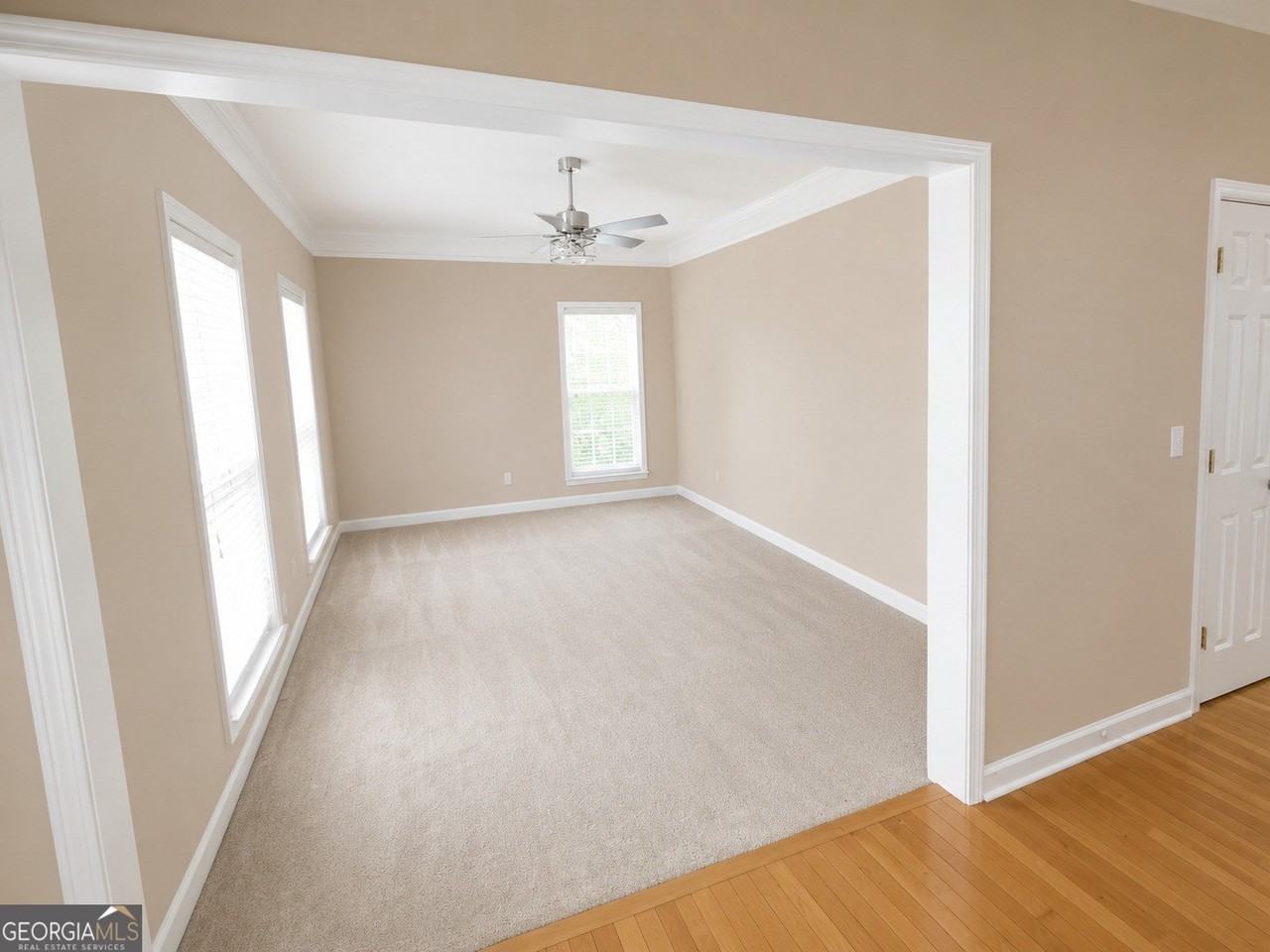825 Stoneglen Ct - Photo 4 of 26