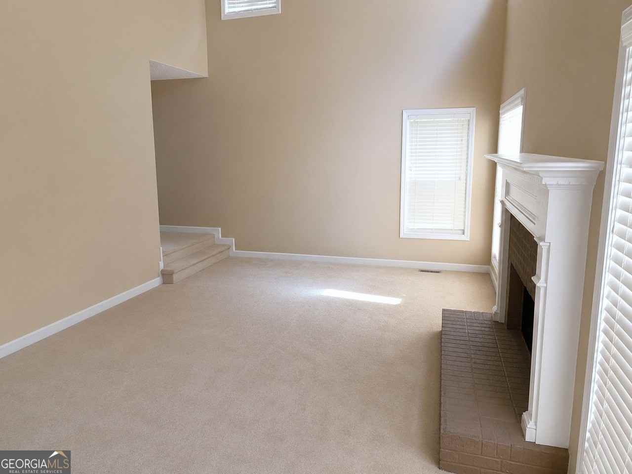 825 Stoneglen Ct - Photo 7 of 26