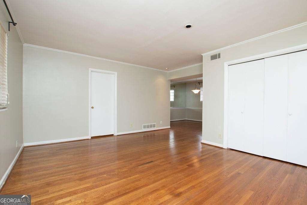 3660 Peachtree Rd Ne #E4 - Photo 4 of 17