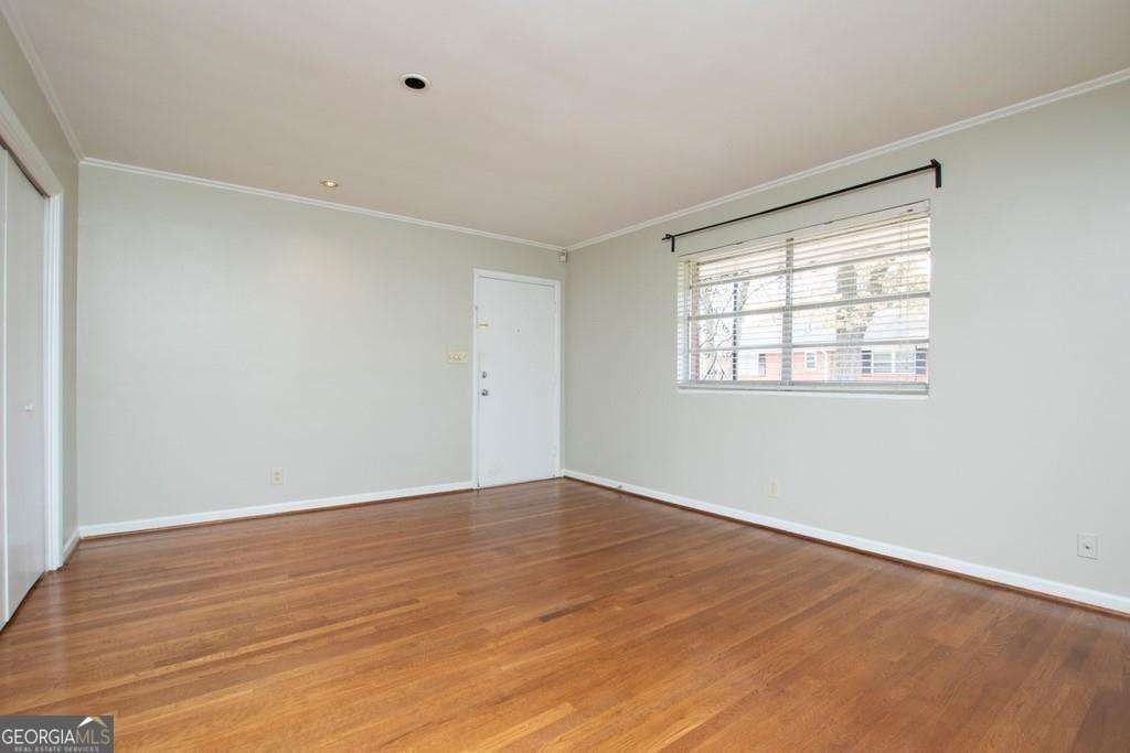 3660 Peachtree Rd Ne #E4 - Photo 6 of 17