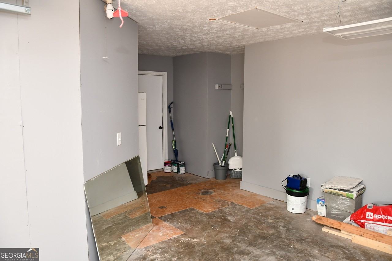 5932 Homestead Cir - Photo 5 of 50