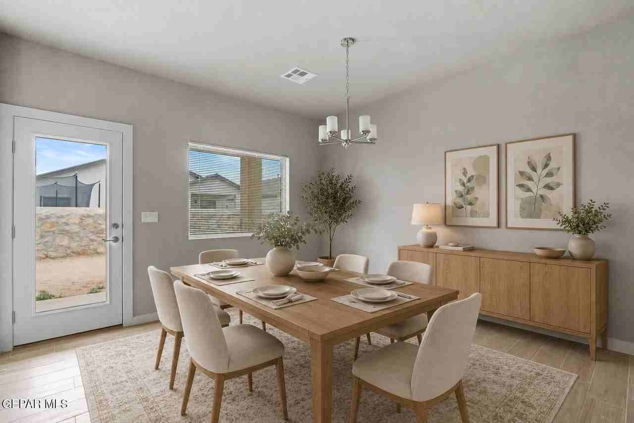 348 San Jose Ct - Photo 4 of 33