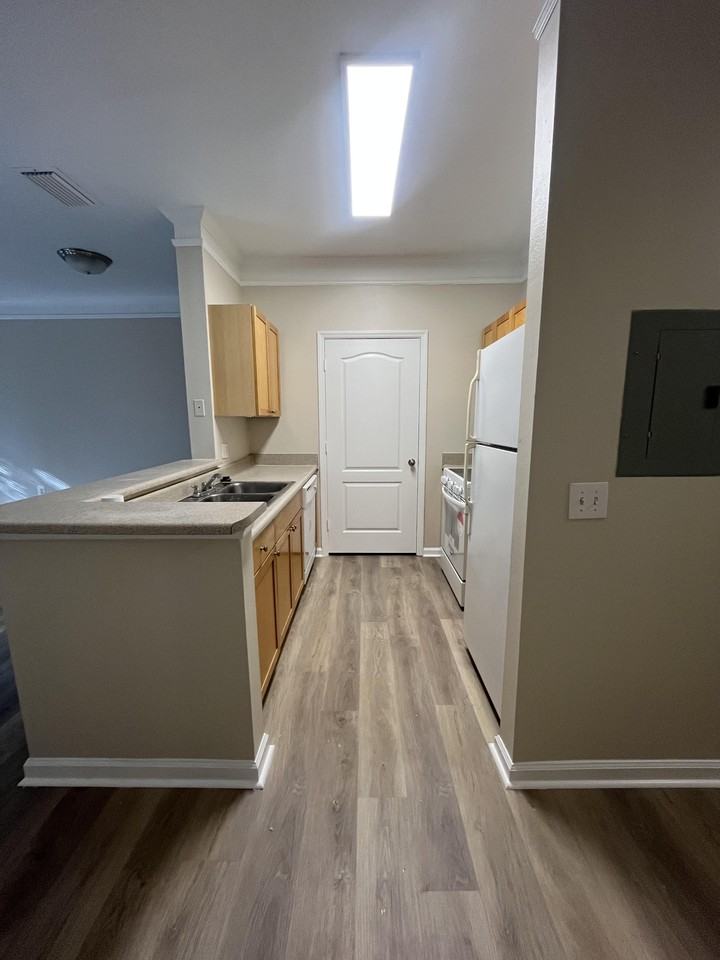 19920 Villa Ridge Dr #1 - Photo 4 of 13