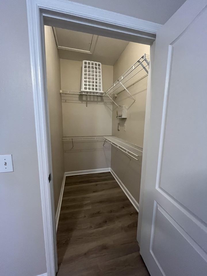 19920 Villa Ridge Dr #1 - Photo 7 of 13