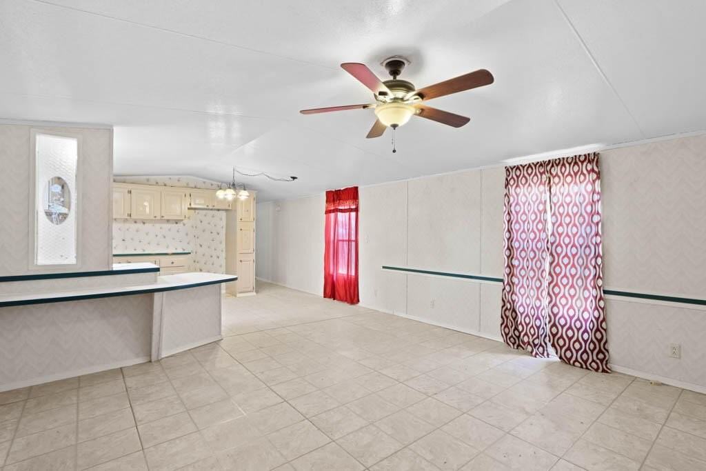 505 Ricky Zelt Dr - Photo 5 of 38