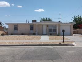 featured image of 6004 Sorrento St