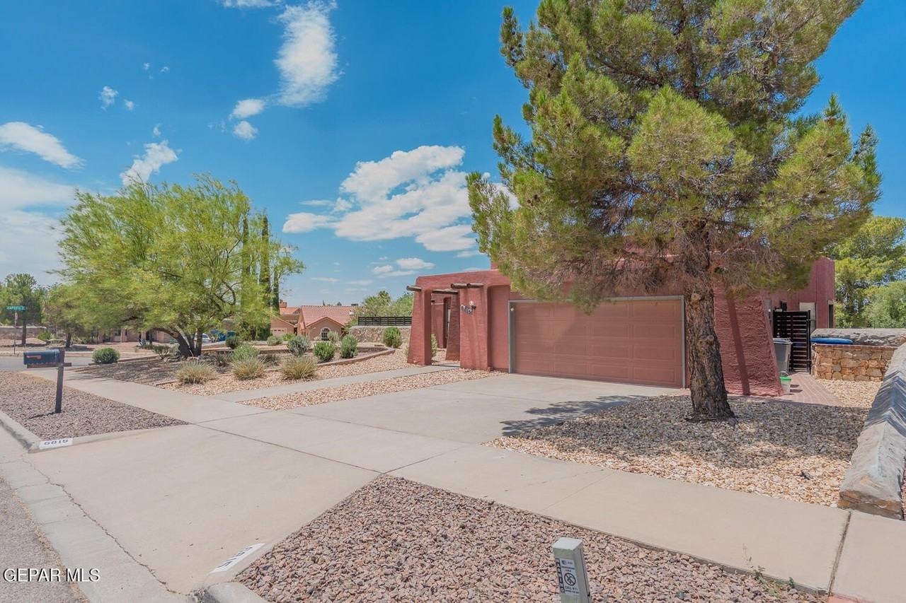 6815 Villa Hermosa Dr #1 - Photo 3 of 45
