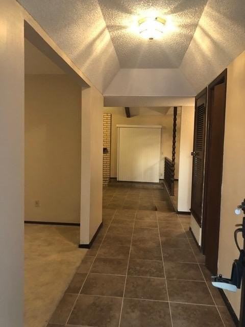 744 Cresta Mira Dr - Photo 3 of 16