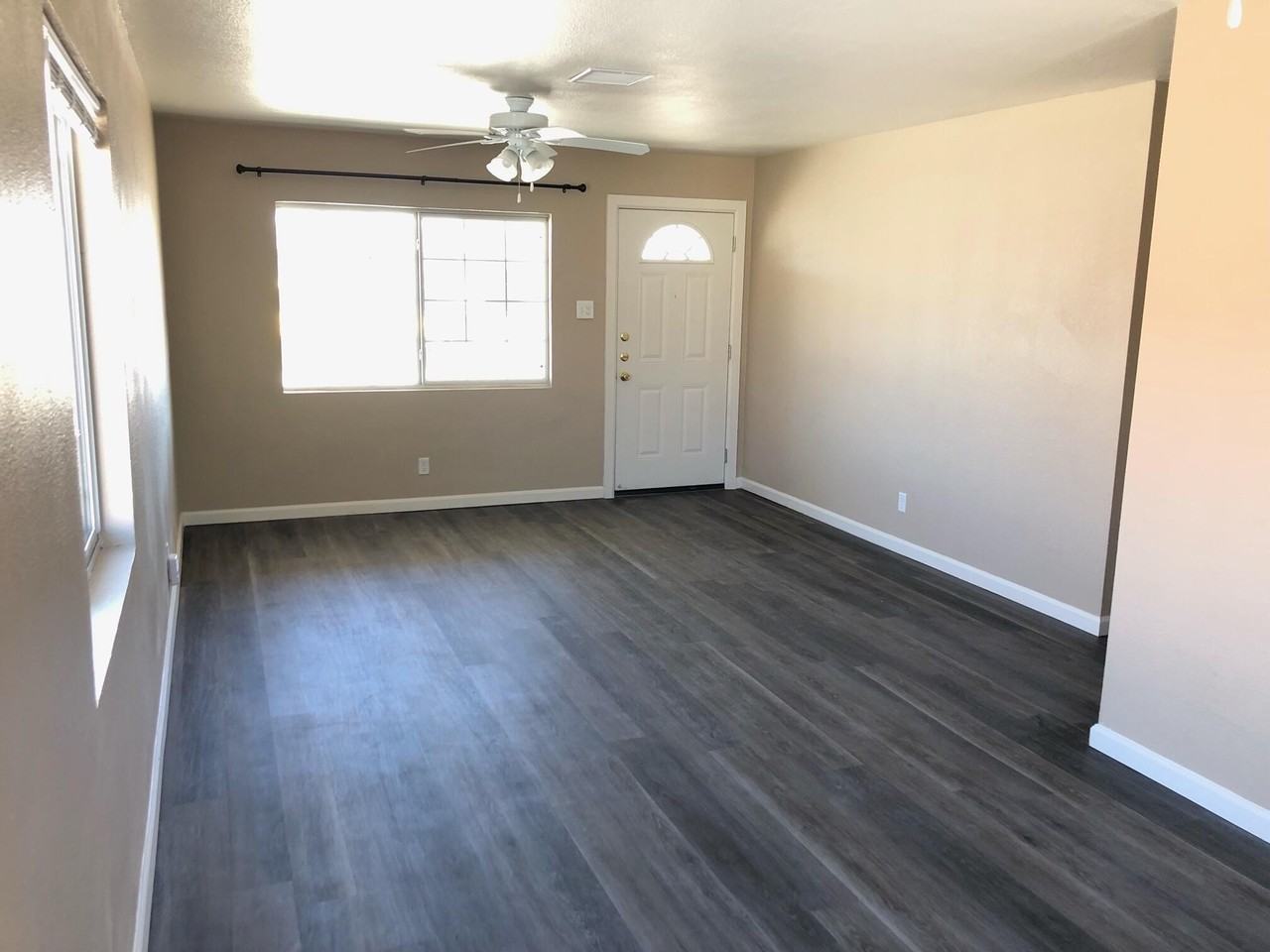 5008 Sierra Madre Dr - Photo 3 of 21