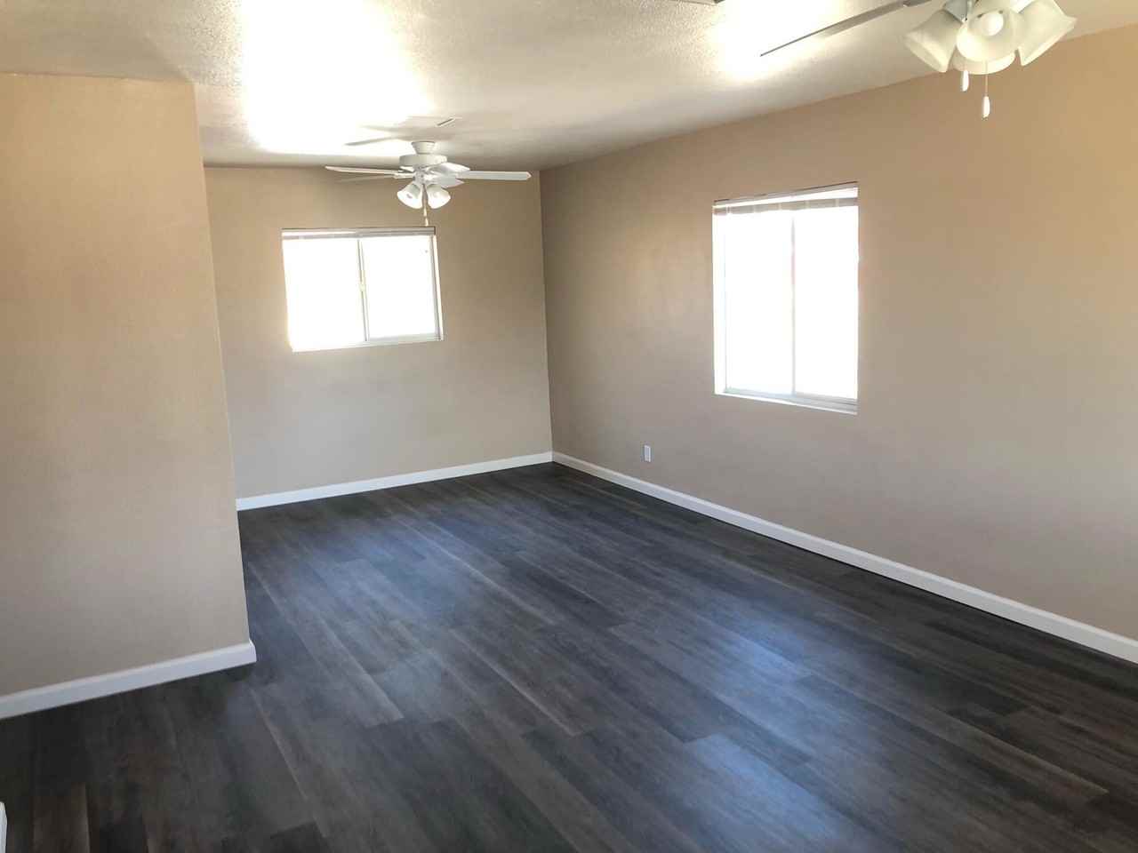 5008 Sierra Madre Dr - Photo 4 of 21