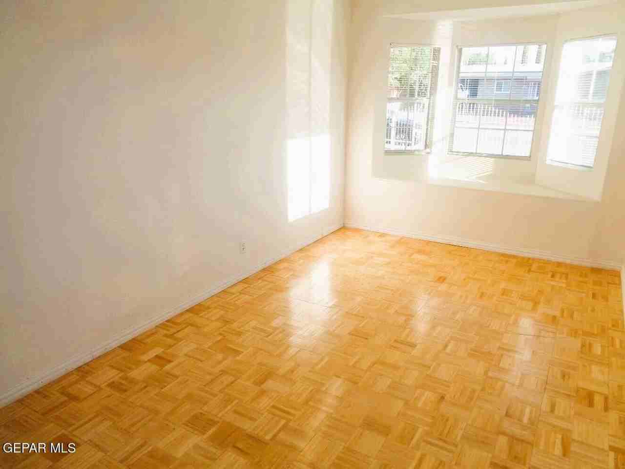 5120 Antonio Ave - Photo 7 of 24