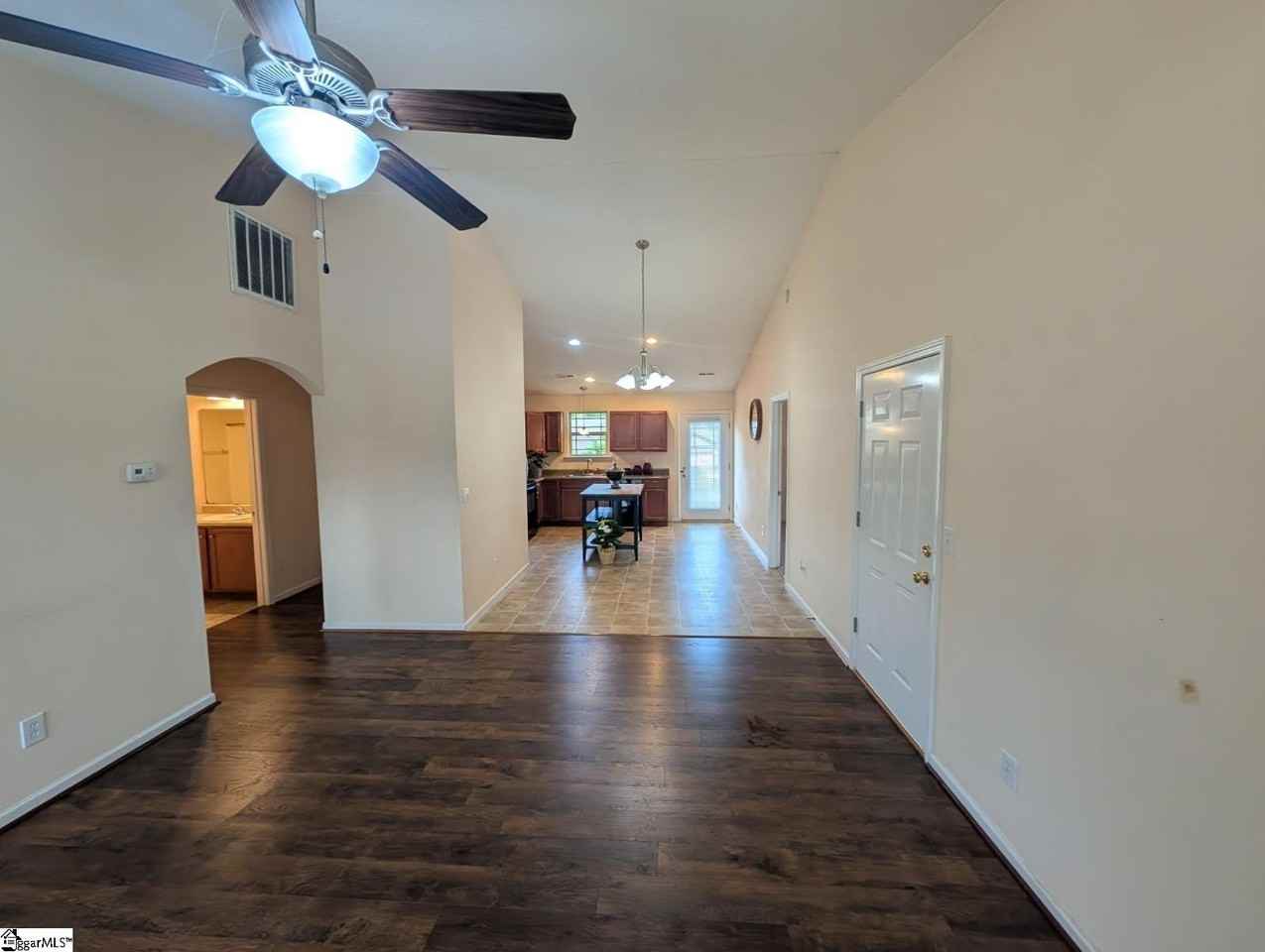 6 Nautical Dr - Photo 2 of 9