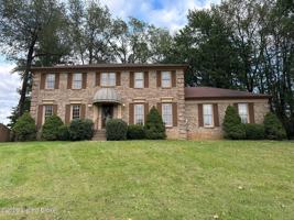 featured image of 10985 Eagles Cove Dr
