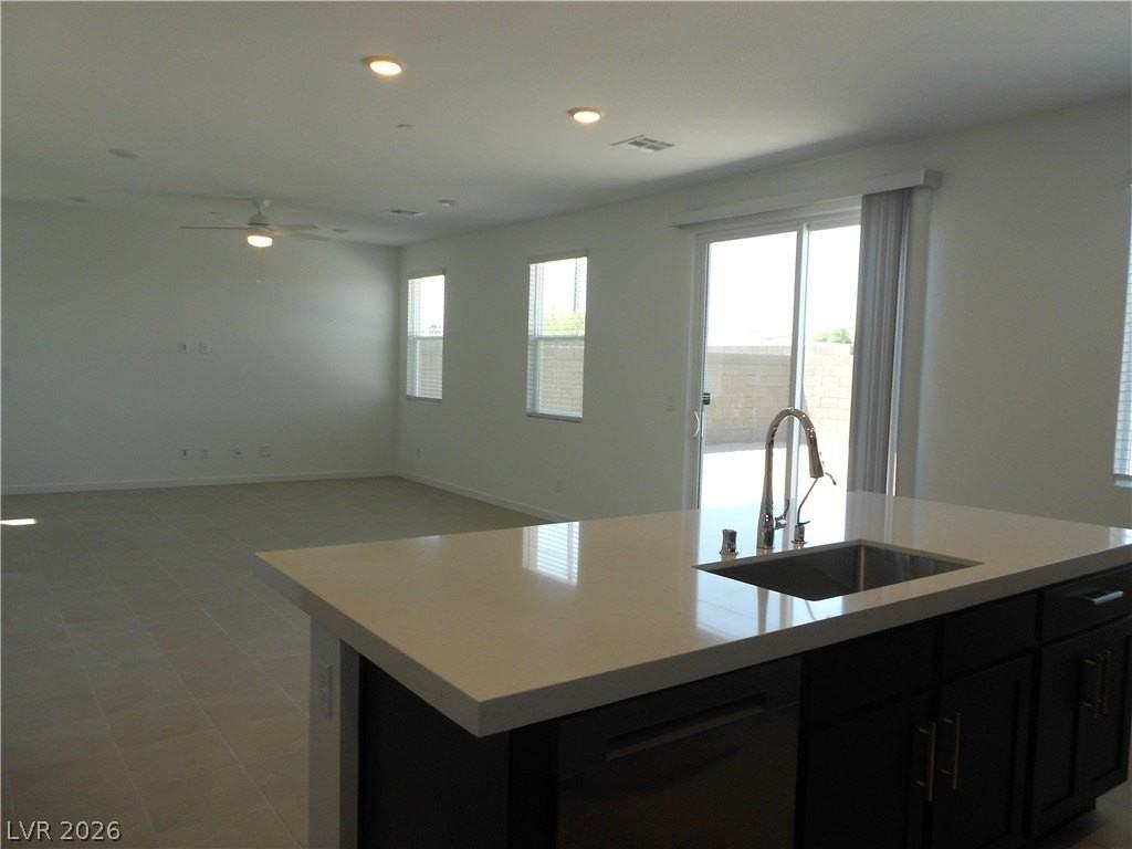 324 Lupton Ave - Photo 5 of 19