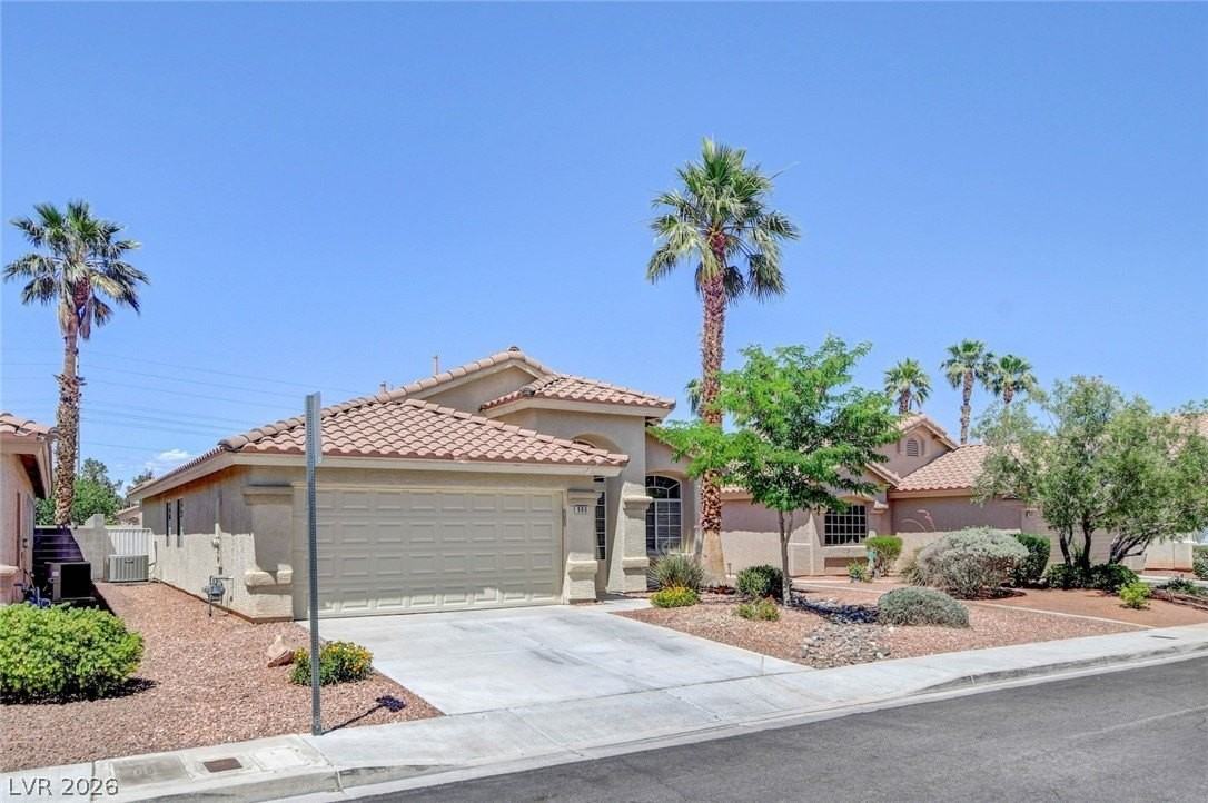 980 Sand Coral Dr - Photo 2 of 43