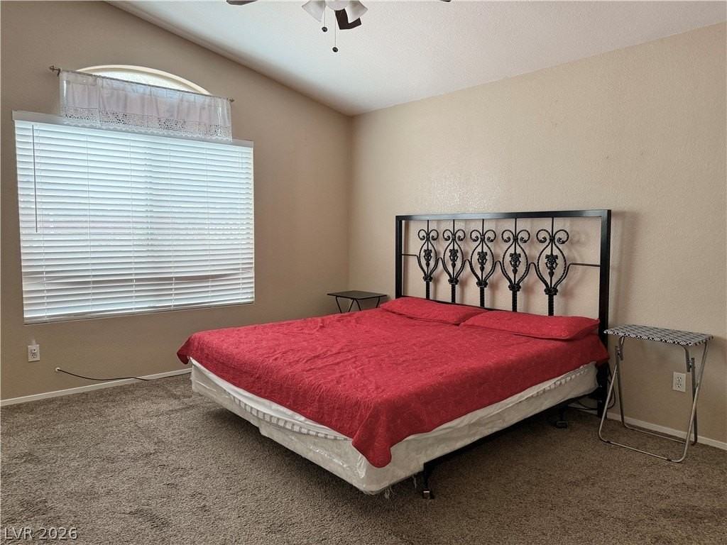 868 Worrell Ave - Photo 5 of 25